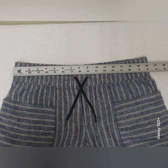Athleta Cabo 100% Linen Striped Shorts Blue & White Size 8. #A13 - Picture 5 of 10